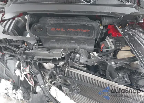 2020 Jeep Compass Latitude 4X4 z USA, uszkodzony, nr VIN 3C4NJDBB6LT119624